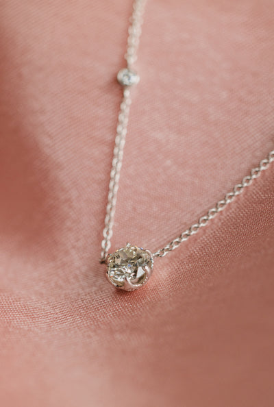 HJ solitaire necklace