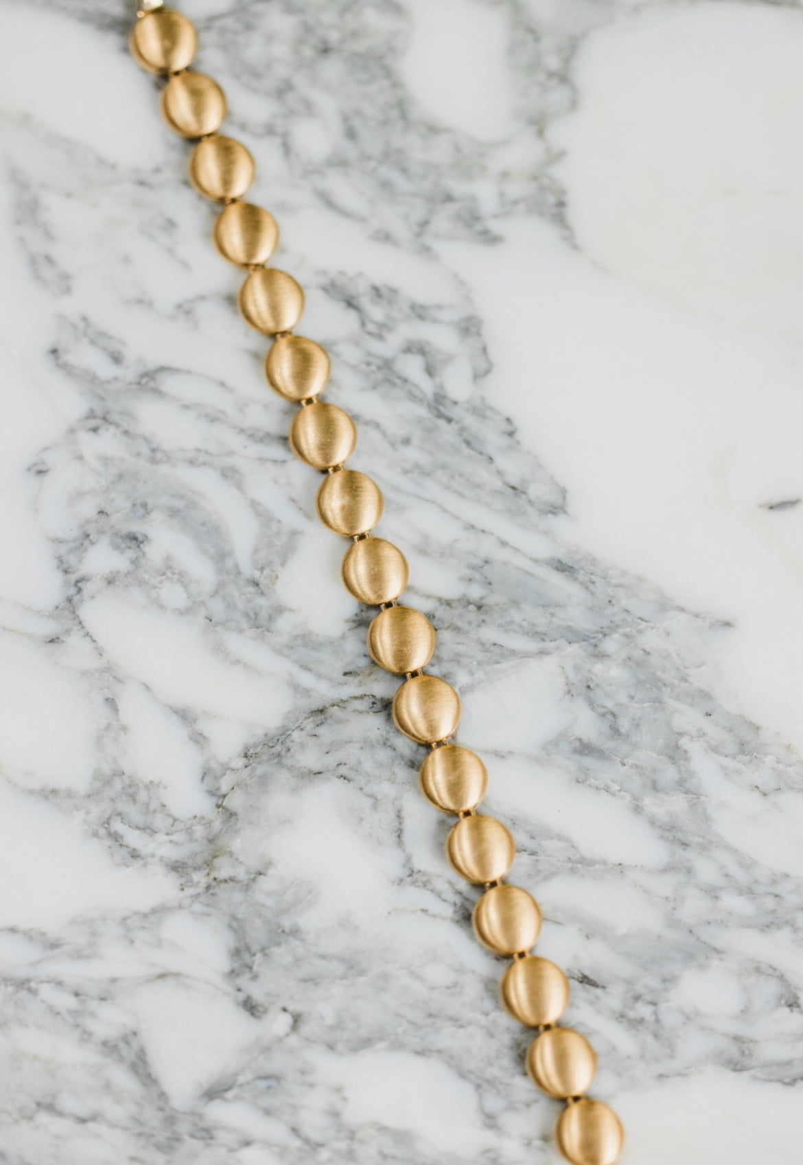 14kt yellow gold silky satin round bracelet