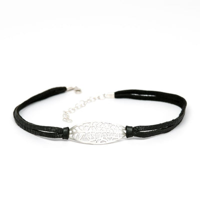 Vanda Choker on Black Leather