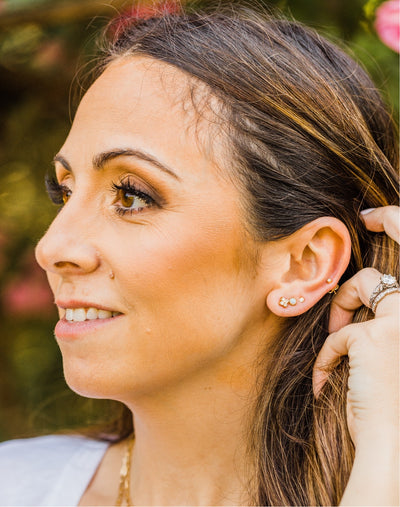Diamond clover studs